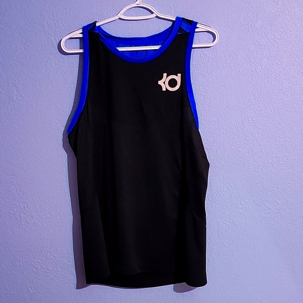 KD tank top